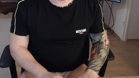 _trythis_ online show from December 19, 2025, 10:55 am