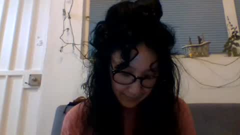 _tutti_frutti_ online show from December 31, 2024, 3:34 am