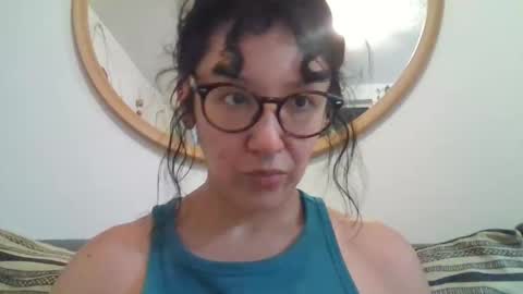 _tutti_frutti_ online show from September 16, 2025, 4:35 am