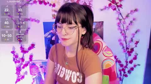 Snapshot of _urcutekitty chatting on October 3, 2025, 3:03 am online show from October 3, 2025, 3:03 am