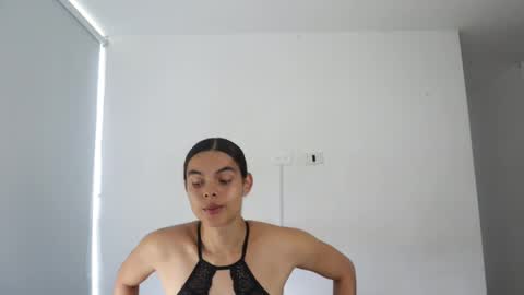 Anastasia Vahos online show from January 23, 2025, 6:35 pm