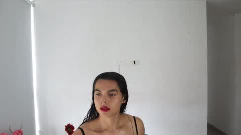 Anastasia Vahos online show from February 14, 2025, 6:40 pm