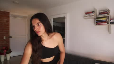 Anastasia Vahos online show from May 26, 2026, 5:20 pm