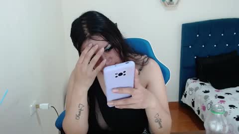 Snapshot of _vitoria1 chatting on March 1, 2025, 6:00 pm Victoria online show from March 1, 2025, 6:00 pm