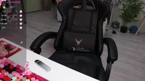 Alis online show from December 21, 2025, 7:15 am