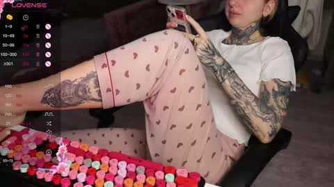 Alis online show from February 26, 2026, 4:11 am