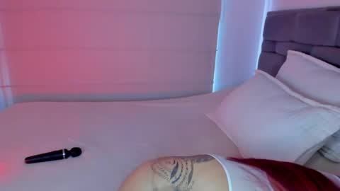 Snapshot of _viviana chatting on May 6, 2026, 9:31 pm INSTAGRAM pinzon viviana online show from May 6, 2026, 9:31 pm