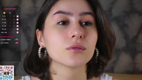 Snapshot of _wicked_game chatting on February 20, 2025, 3:56 am Anna online show from February 20, 2025, 3:56 am