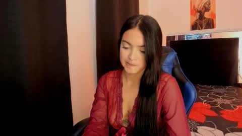 Snapshot of _xiimena chatting on February 23, 2026, 6:49 pm xiimena and danilo online show from February 23, 2026, 6:49 pm