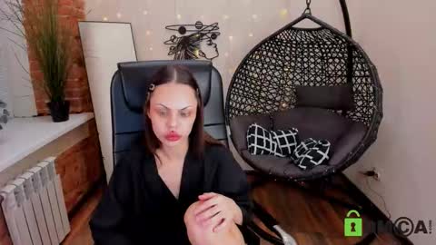 Snapshot of _your_lilith_ chatting on November 25, 2025, 3:23 pm _your_lilith_ online show from November 25, 2025, 3:23 pm