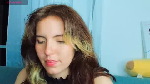 Snapshot of _yourcherrybomb chatting on January 29, 2025, 6:22 am _yourcherrybomb online show from January 29, 2025, 6:22 am