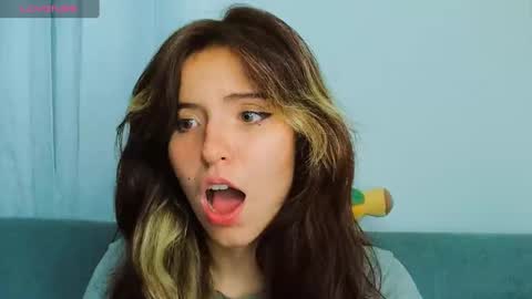 Snapshot of _yourcherrybomb chatting on January 31, 2025, 5:51 am _yourcherrybomb online show from January 31, 2025, 5:51 am