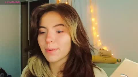 Snapshot of _yourcherrybomb chatting on March 1, 2025, 4:37 am _yourcherrybomb online show from March 1, 2025, 4:37 am