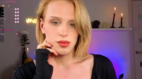 Snapshot of _yourfoxy_ chatting on November 29, 2025, 3:59 pm LITTLE FOX online show from November 29, 2025, 3:59 pm