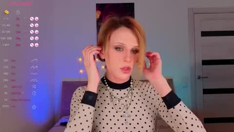 Snapshot of _yourfoxy_ chatting on February 23, 2026, 2:20 am LITTLE FOX online show from February 23, 2026, 2:20 am