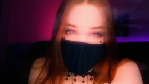 Snapshot of _yourwetdreams_ chatting on January 3, 2025, 7:39 pm Roxy online show from January 3, 2025, 7:39 pm