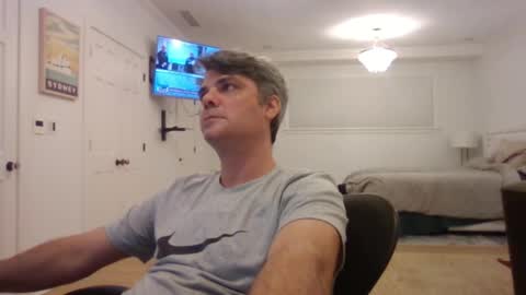 Snapshot of _zeus____ chatting on January 14, 2025, 2:50 am Zeus online show from January 14, 2025, 2:50 am