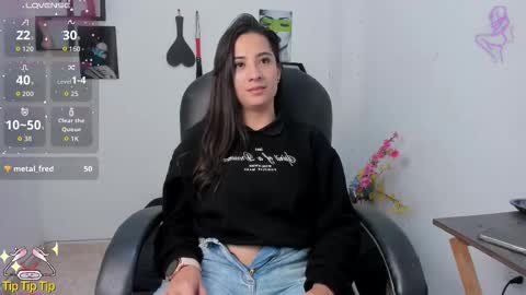 Snapshot of _zoewright chatting on October 15, 2025, 3:39 am Zoe online show from October 15, 2025, 3:39 am