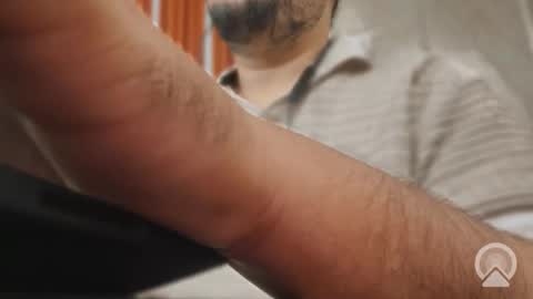 Sleepy owl online show from October 15, 2025, 8:14 am