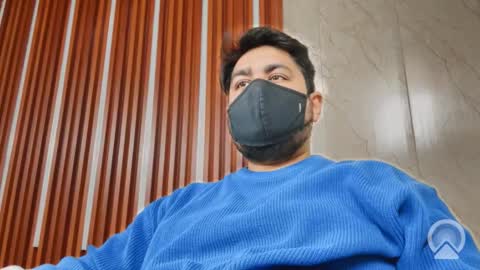 Sleepy owl online show from November 17, 2025, 9:26 am