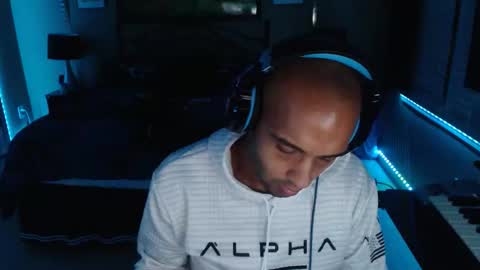 a4orce online show from March 17, 2026, 12:59 am