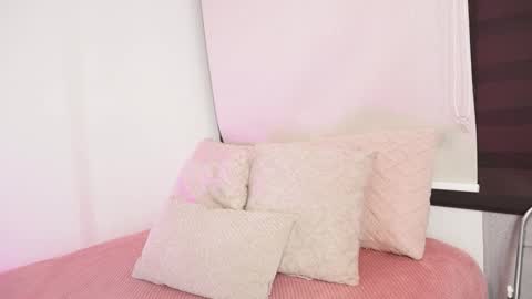 Snapshot of a__vanellopecute chatting on October 29, 2025, 9:11 am Alexandra online show from October 29, 2025, 9:11 am