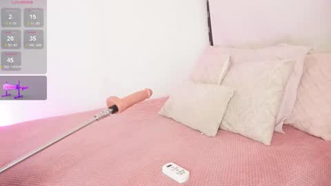 Snapshot of a__vanellopecute chatting on October 30, 2025, 9:33 am Alexandra online show from October 30, 2025, 9:33 am