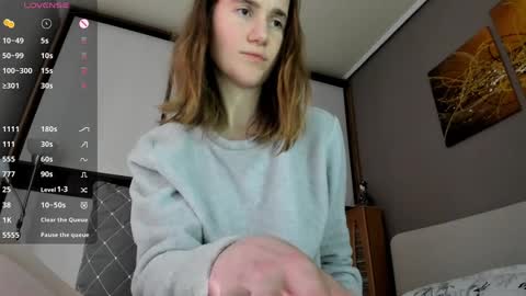 a_girl20 online show from February 3, 2025, 5:07 am