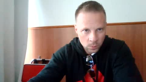 Long distance cumshot online show from August 8, 2026, 10:50 am