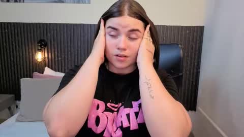 Abby Lee  online show from March 26, 2026, 8:03 pm