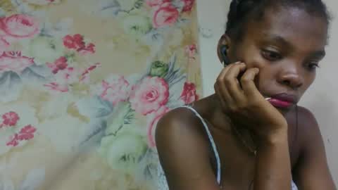 Snapshot of aadienne chatting on April 29, 2026, 5:41 pm aadienne online show from April 29, 2026, 5:41 pm