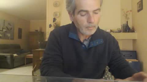 Snapshot of aalex1717 chatting on October 24, 2025, 5:15 am Aalex1717 online show from October 24, 2025, 5:15 am