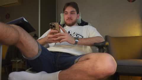 Alex online show from November 2, 2025, 8:17 am