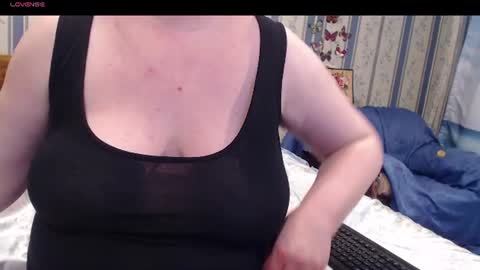 NINA online show from July 7, 2026, 6:12 pm