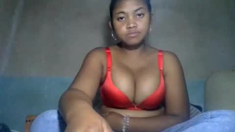 Snapshot of aariciah chatting on February 5, 2026, 7:35 am aariciah online show from February 5, 2026, 7:35 am