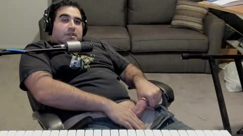 Aaron online show from February 21, 2025, 12:49 am