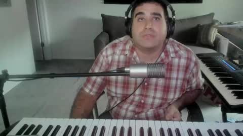 Aaron online show from September 23, 2025, 9:51 pm