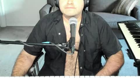 Snapshot of aaroleplayer chatting on May 28, 2026, 11:35 pm Aaron online show from May 28, 2026, 11:35 pm