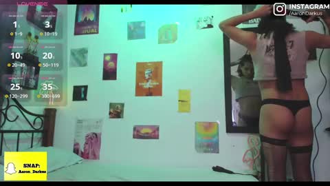 Snapshot of aaron_darkus chatting on September 30, 2025, 11:21 pm Aaron online show from September 30, 2025, 11:21 pm