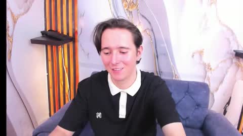 Snapshot of aaron_latinmen chatting on October 26, 2025, 6:36 pm Aaron online show from October 26, 2025, 6:36 pm