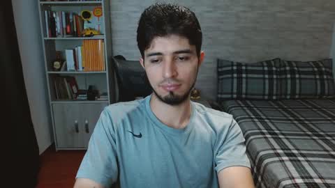 Aaron online show from September 27, 2025, 6:13 pm