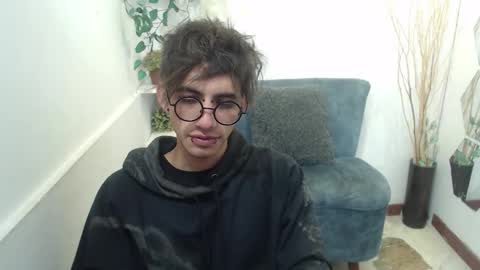 Snapshot of aaronbeer_ chatting on February 24, 2026, 11:41 am Aaron online show from February 24, 2026, 11:41 am