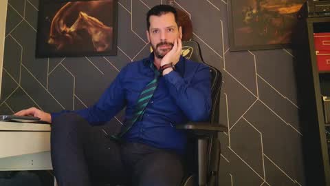 Aaron online show from February 10, 2025, 2:26 pm