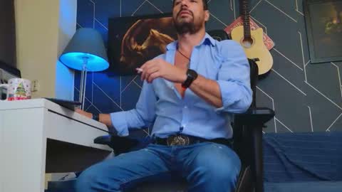 Aaron online show from September 14, 2025, 5:56 pm