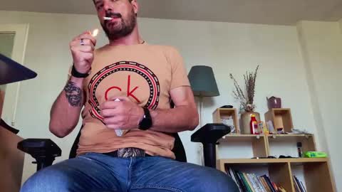 Aaron online show from May 27, 2026, 3:47 am