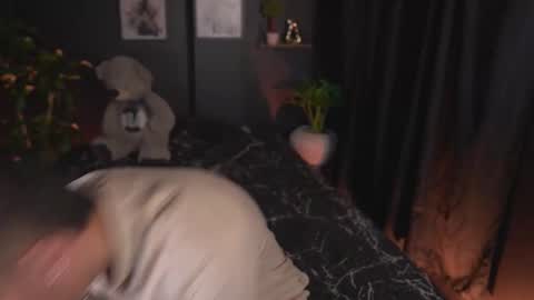 AARON  online show from March 11, 2026, 11:49 am