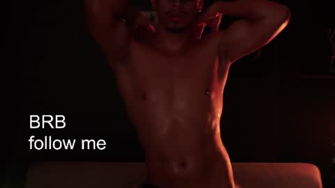 Snapshot of aaronfox_ chatting on June 29, 2026, 11:32 am AARON online show from June 29, 2026, 11:32 am