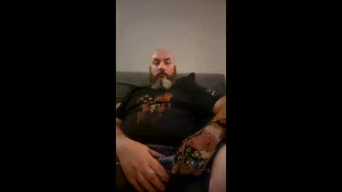 aaronmgersty1979333376 online show from May 6, 2026, 12:52 am