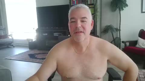 Snapshot of aarosteev chatting on October 20, 2025, 3:56 pm Jason online show from October 20, 2025, 3:56 pm