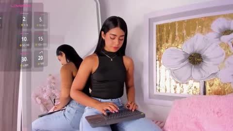 Snapshot of aary_ chatting on October 20, 2025, 7:03 pm Ary online show from October 20, 2025, 7:03 pm